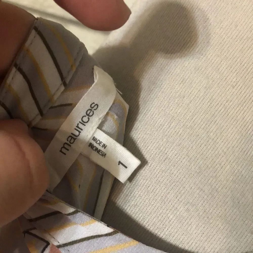 3for $20 blouse - Picture 3 of 3